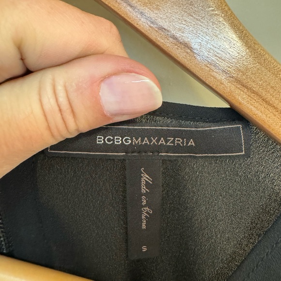 Women's BCBG tank - Picture 2 of 5